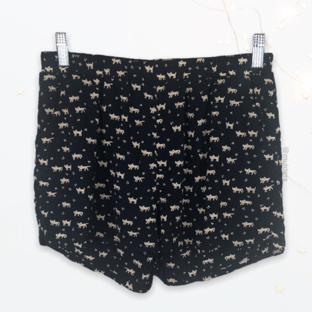 Teenbell Black Kawaii Kitty Cat Print Elastic Pull On High Rise Waisted Shorts